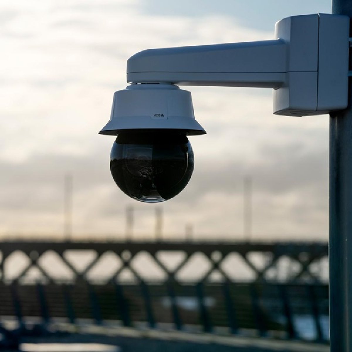 PTZ Camera (Corner mounted)