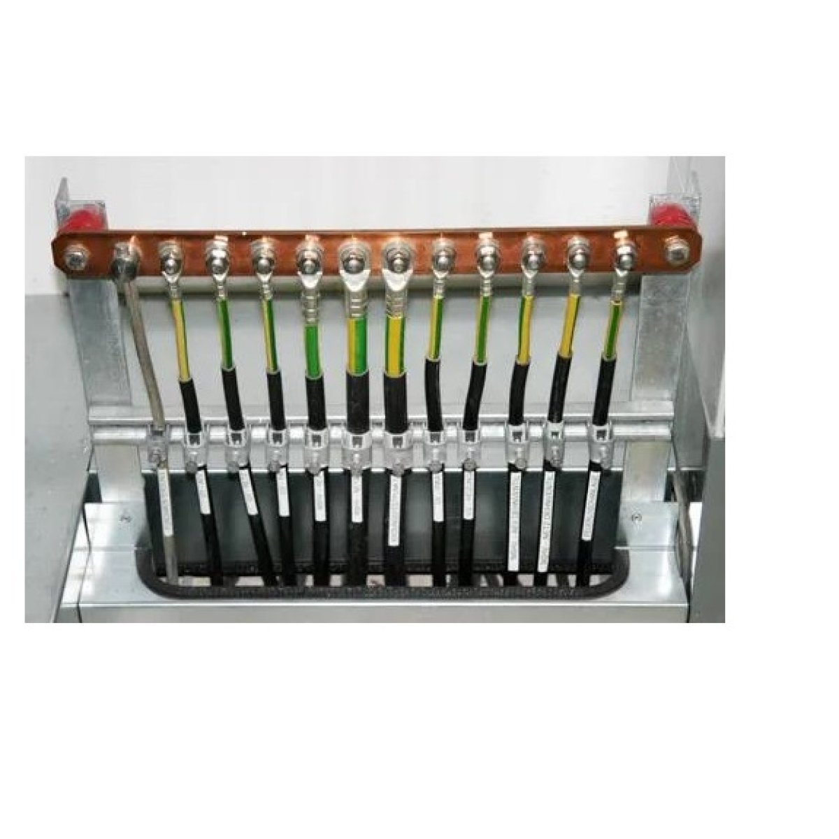 Main Earth Bar (Main Earthing Busbar)