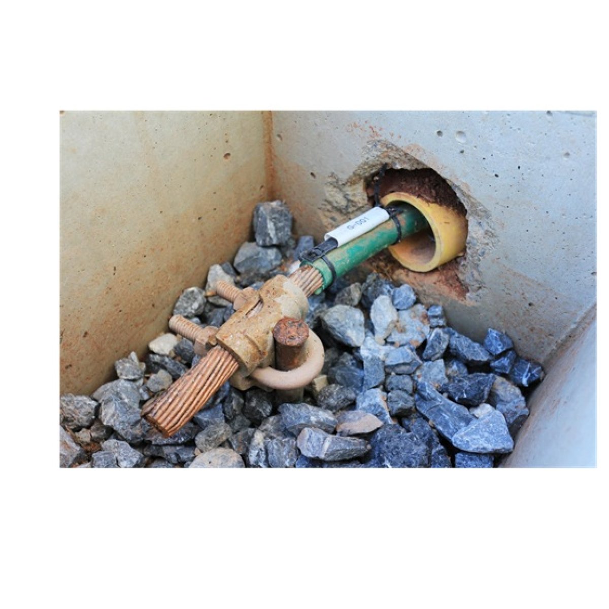 Earth Pit & Inspection Chamber