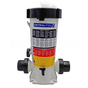 Pool chemical dispenser
