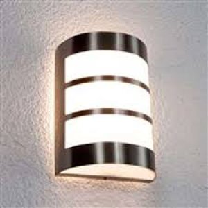 Outdoor Wall Light