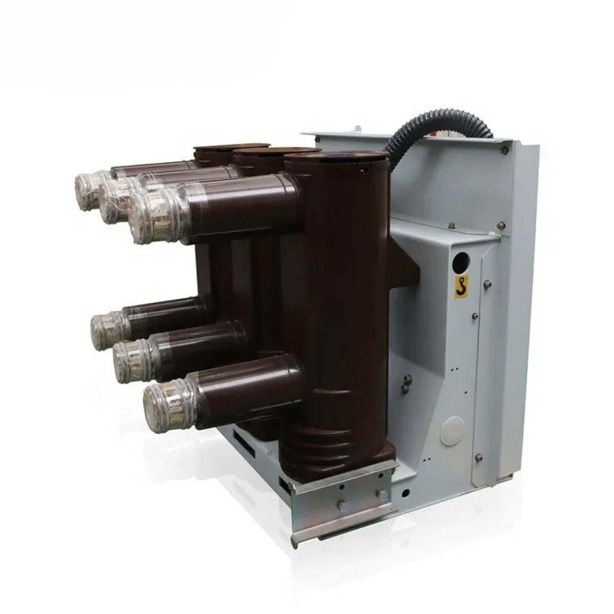 Vacuum Circuit Breaker (VCB)