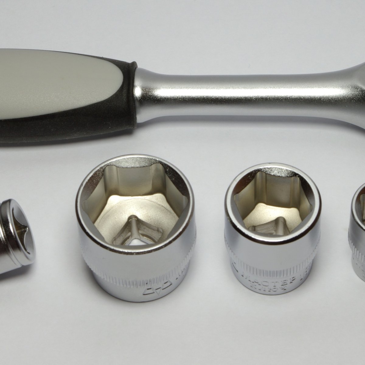 Multi-Purpose Mechanics Wrench Tool Kit