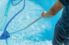 Swimming pools cleaning